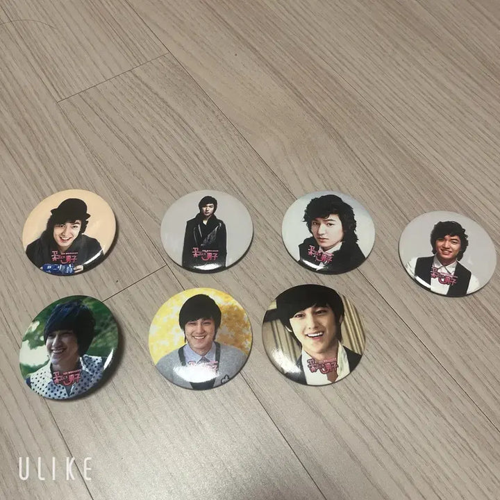 [BUNJANG] Boys Over Flowers Badge and Poster Set / 꽃보다 남자 뱃지 및 포스터