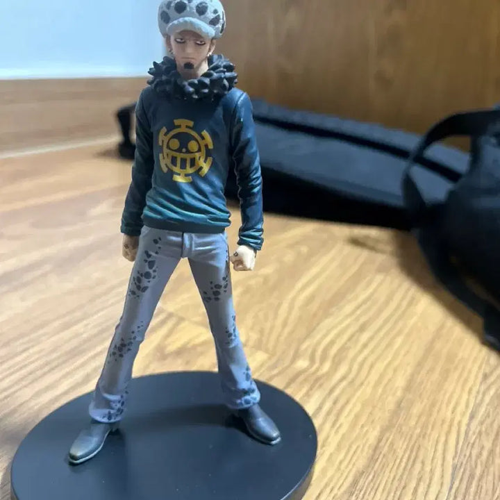 [BUNJANG] One Piece Trafalgar Law Figure Bundle Set / 원피스 트라팔가 로 피규어 2개 일괄