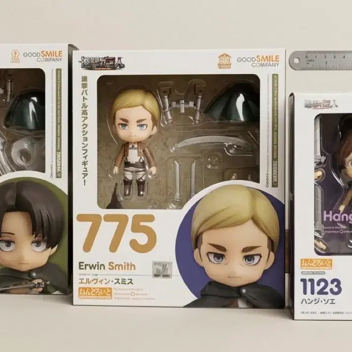 [BUNJANG] Attack on Titan Levi, Erwin, Hange Nendoroid (Opened) / 급처) 진격거/진격의 거인 리바이, 엘빈, 한지 넨도로이드