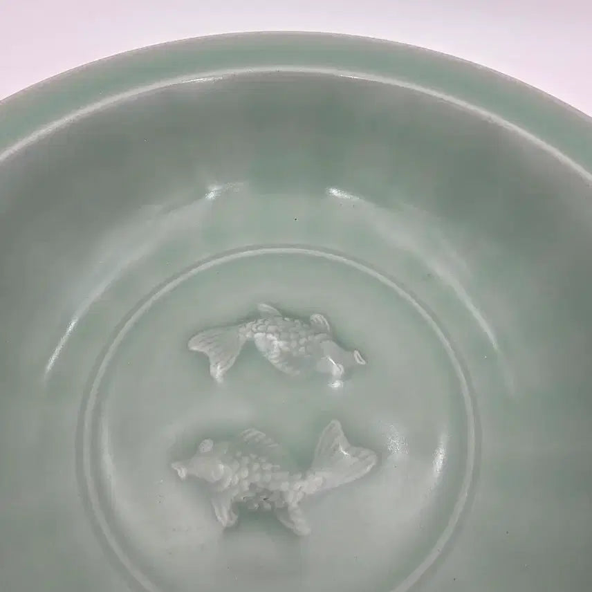 [BUNJANG] Celadon Porcelain Double Fish Motif Bowl / 용천요쌍어문완