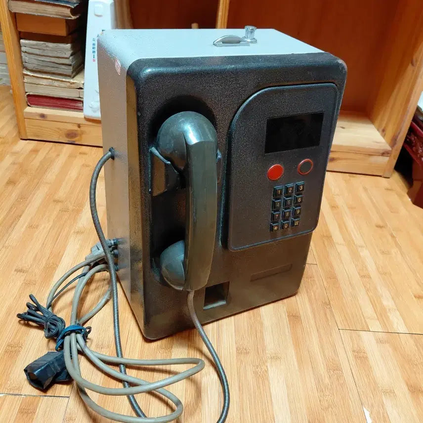[BUNJANG] Vintage Public Payphone (1990s-2000s) / 공중전화기 구형 전화기(90ㅡ20년대 제작사용 귀한 공중전화기)
