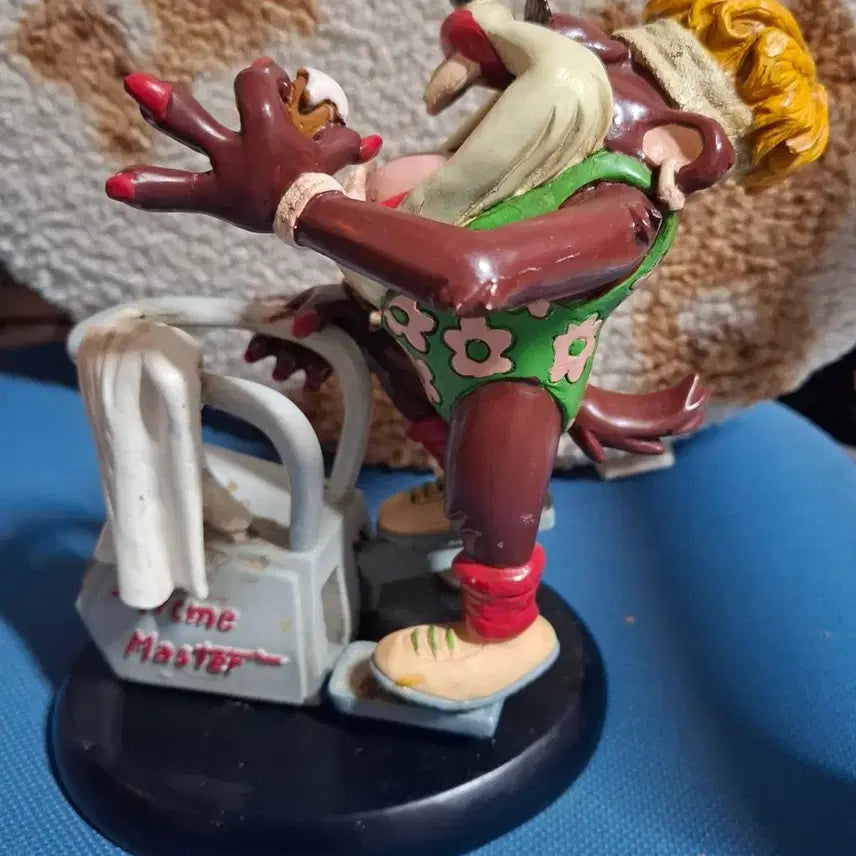 [BUNJANG] Looney Tunes Taz Action Figure / 루니툰즈 테즈 운동 피규어
