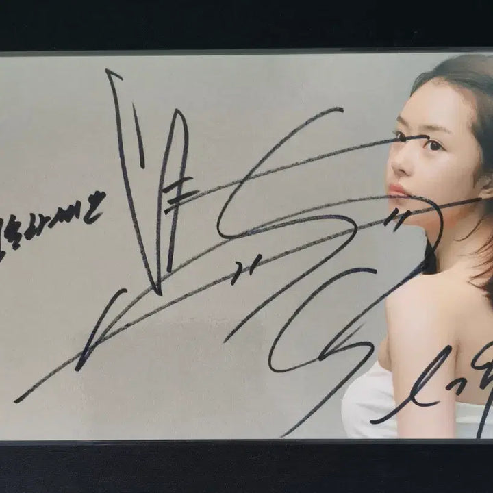 [BUNJANG] Seo Woo Signed Autograph / 배우 서우 친필 싸인