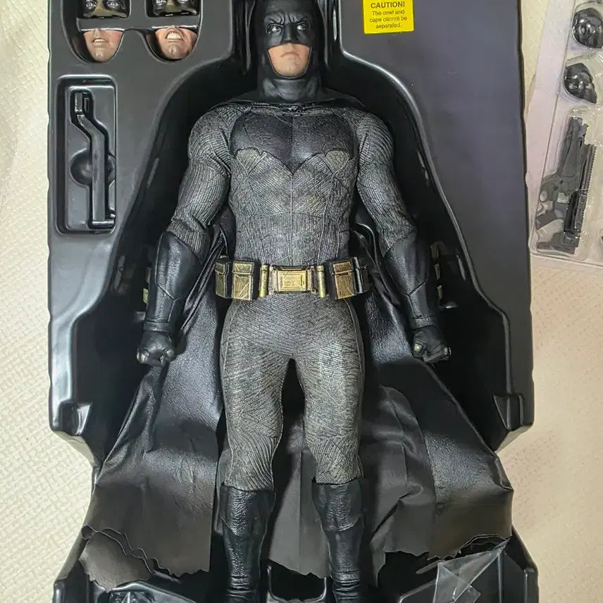 [BUNJANG] Hot Toys Batman MM342 Figure / 핫토이 배트맨 MM342