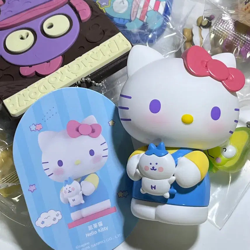[BUNJANG] Hachiware Hello Kitty Collaboration MiniSo Chikawa Sanrio Figure / 하치와레 헬로키티 피규어 미니소 치이카와 콜라보 산리오