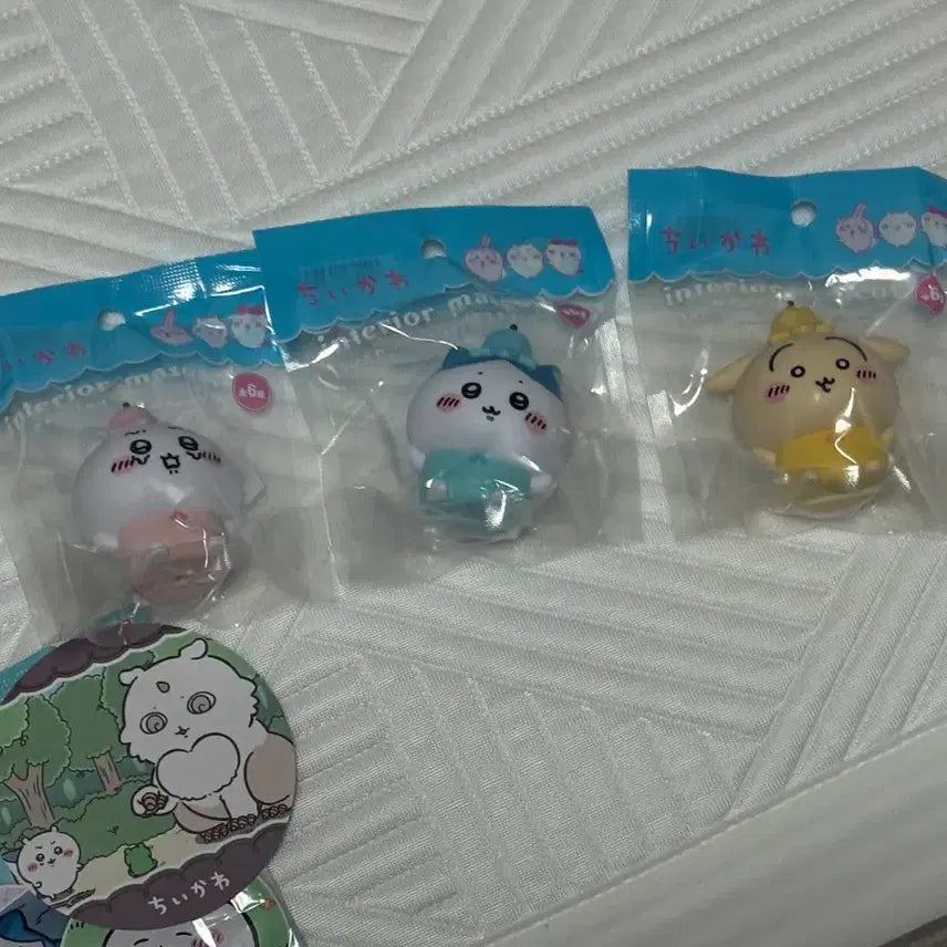 [BUNJANG] Chiikawa Hachiware Usagi Sofubi Mini Figure Coaster Set / 치이카와 하치와레 우사기 소프비 미니 피규어 코스터