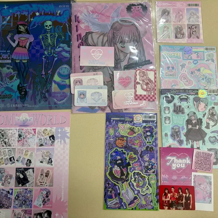 [BUNJANG] DOMIWOLRD Sticker and Card Bundle / 도미월드
