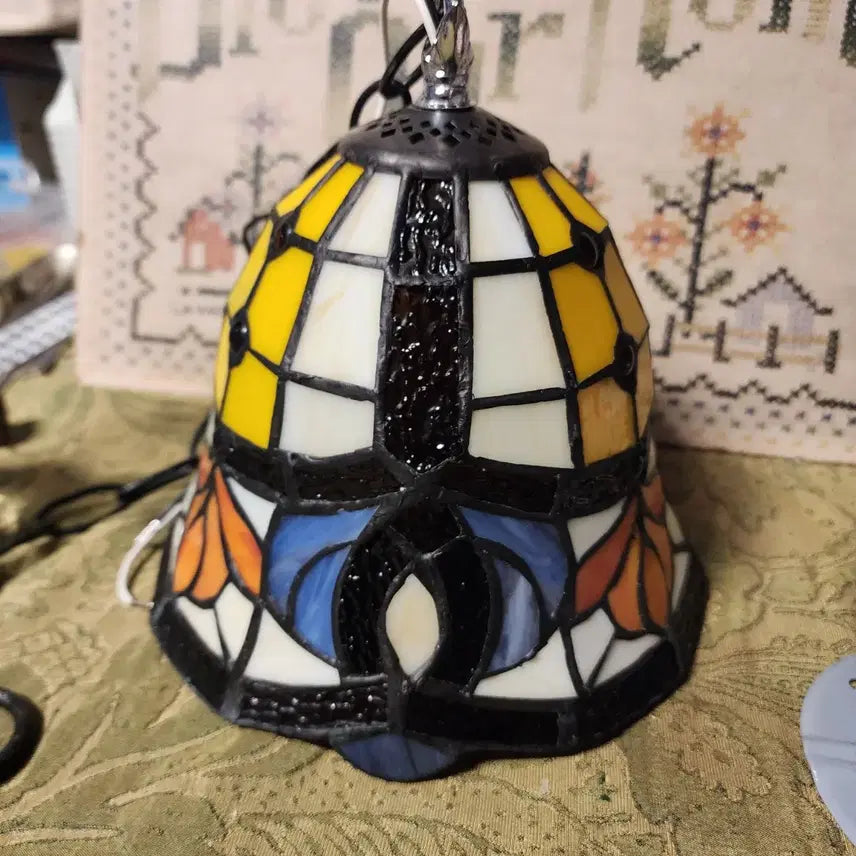 [BUNJANG] Stained Glass Ceiling Light, Average Diameter 20cm / 스테인드글라스 천장등 평균지름20cm45000원