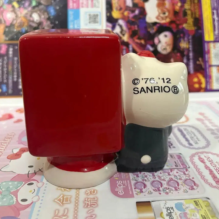 [BUNJANG] Vintage Hello Kitty Mailbox Piggy Bank / 고전 키티 포스트 저금통-12년도 고전제품