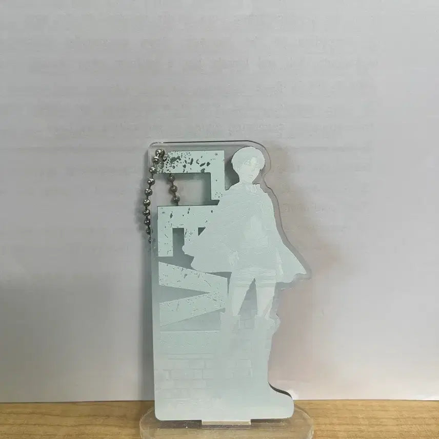 [BUNJANG] Attack on Titan Levi Acrylic Stand Keychain / 진격거 리바이 아크릴 스탠드 키링 진격의거인