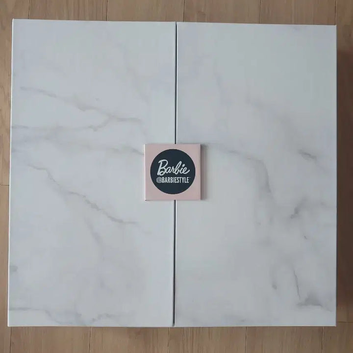 [BUNJANG] Barbie Collector Barbie Sealed / 바비스타일 컬렉터 바비 미개봉