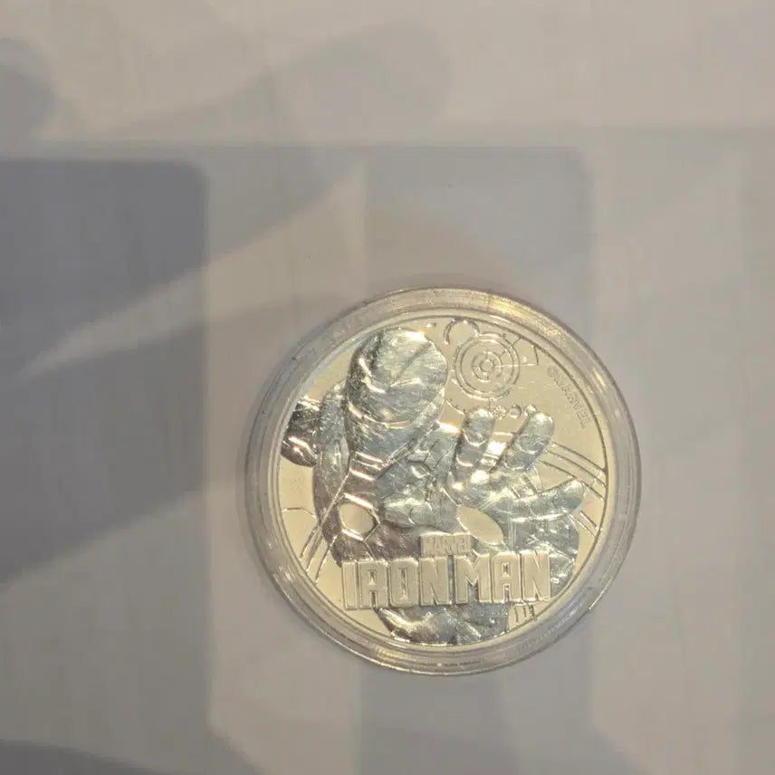 [BUNJANG] 2018 Tuvalu Marvel Iron Man 1 oz Pure Silver Coin (Perth Mint) / 마블 아이언맨 1온스 순은 은화 2018 투발루 (퍼스민트, 케이스 보관)
