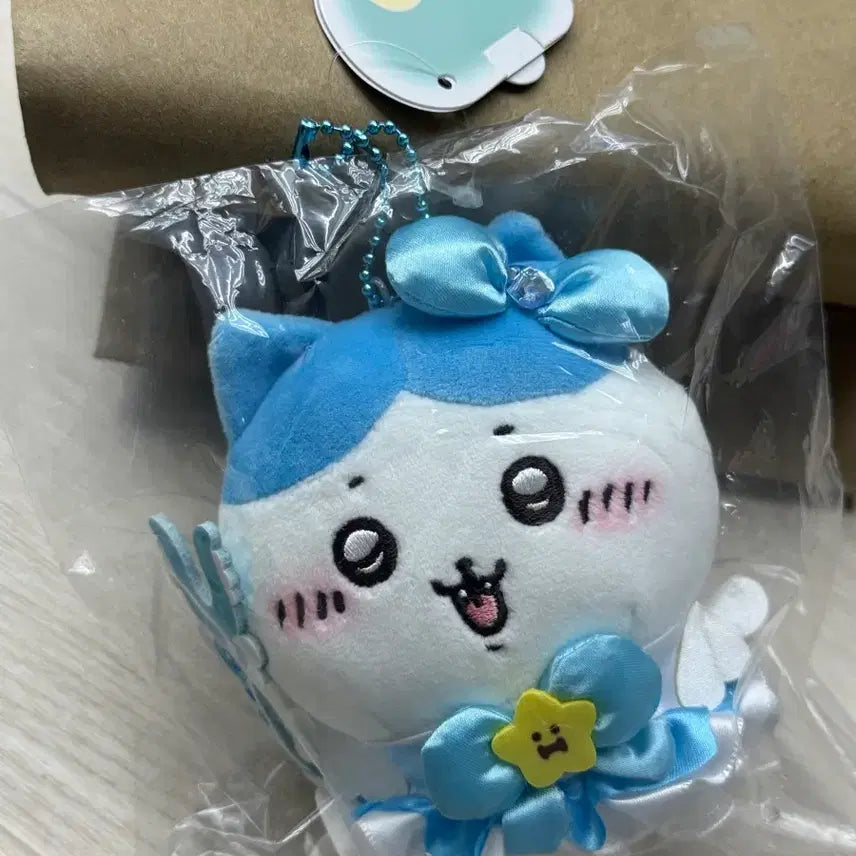 [BUNJANG] Magical Chiikawa Hachiware Plush / 매지컬치이카와 하치와레