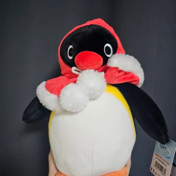 [BUNJANG] Pingu Penguin Plush Red Cape / 핑구 인형 빨간색 망토 펭귄