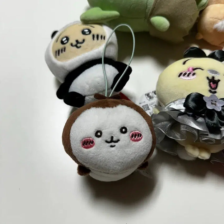 [BUNJANG] Cheekawa Beetle Plush Keychain / 먼작귀 치이카와 풍뎅이 네소베리 인형 키링