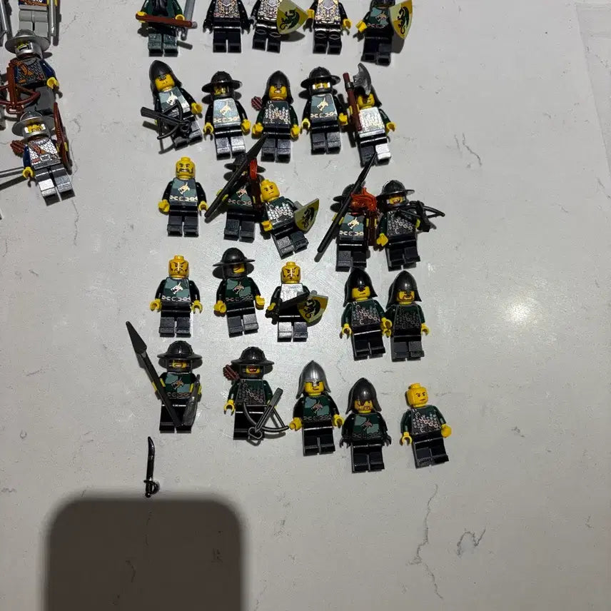 [BUNJANG] LEGO Castle Minifigure Bundle Set (42 pieces) / 레고 캐슬 미니피규어 42개 일괄