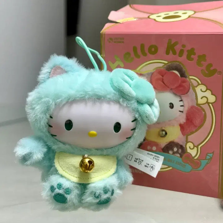 [BUNJANG] Sanrio Hello Kitty Lucky Cat Doll Keychain (Mint) / (새상품) 산리오 헬로키티 행운의 고양이  인형 키링