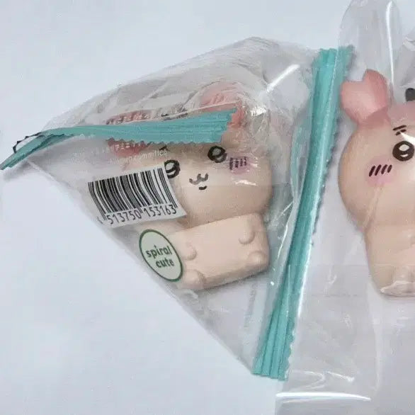 [BUNJANG] Chiikawa Crab Figure / 치이카와 카니 피규어