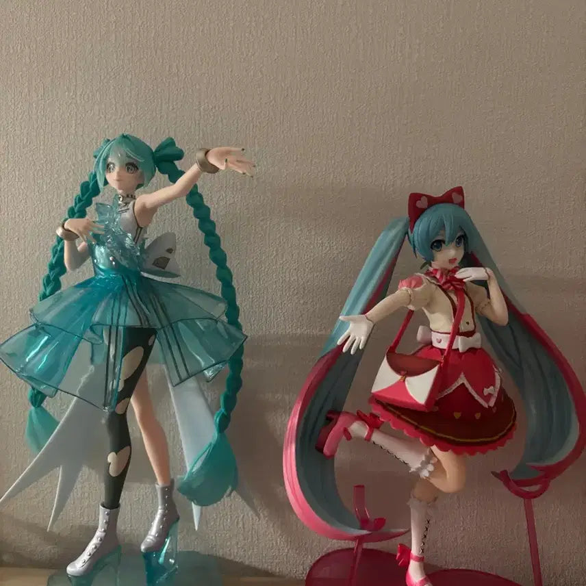 [BUNJANG] Hatsune Miku Crystal Version Ribbon Version Figure / 미쿠 피규어 크리스탈미쿠 리본미쿠