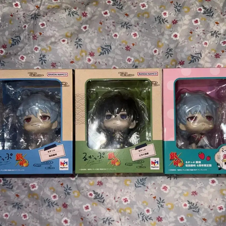 [BUNJANG] Gintama Gintoki Hijikata 6th Anniversary Cushion Bundle Set / 은혼 긴토키 긴토키6주년 히지카타 룩업 일괄 양도합니다(방석0)