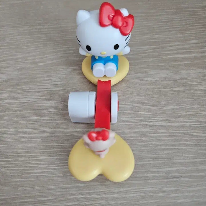 [BUNJANG] Hello Kitty Seesaw Figure / 헬로키티 시소 피규어