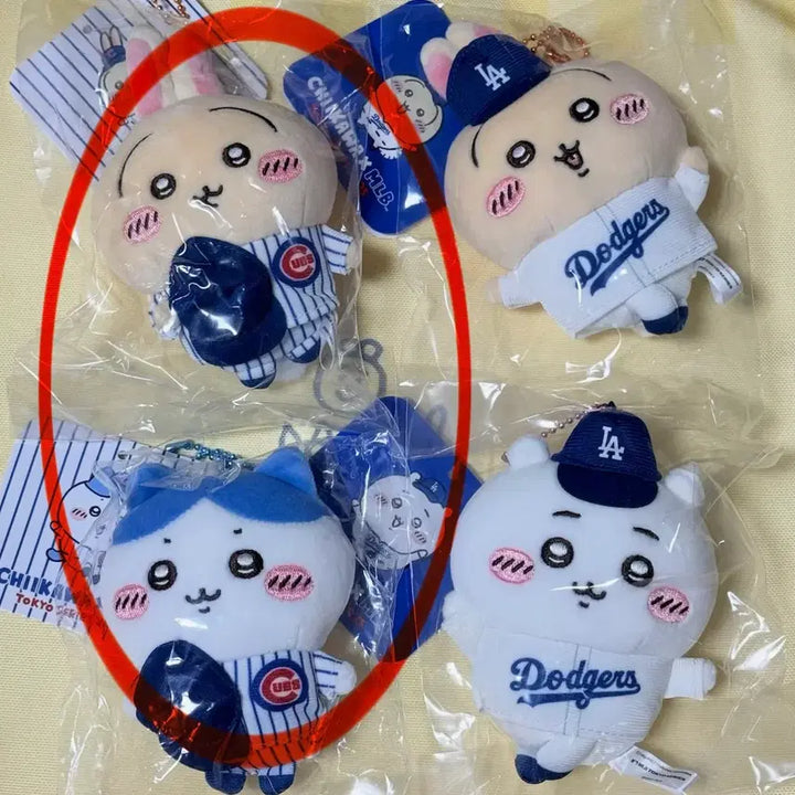[BUNJANG] Chiikawa MLB Mascot Cubs Dodgers Bundle Set (Sealed) / 치이카와 mlb 마스코트 야구 컵스 다저스 판매