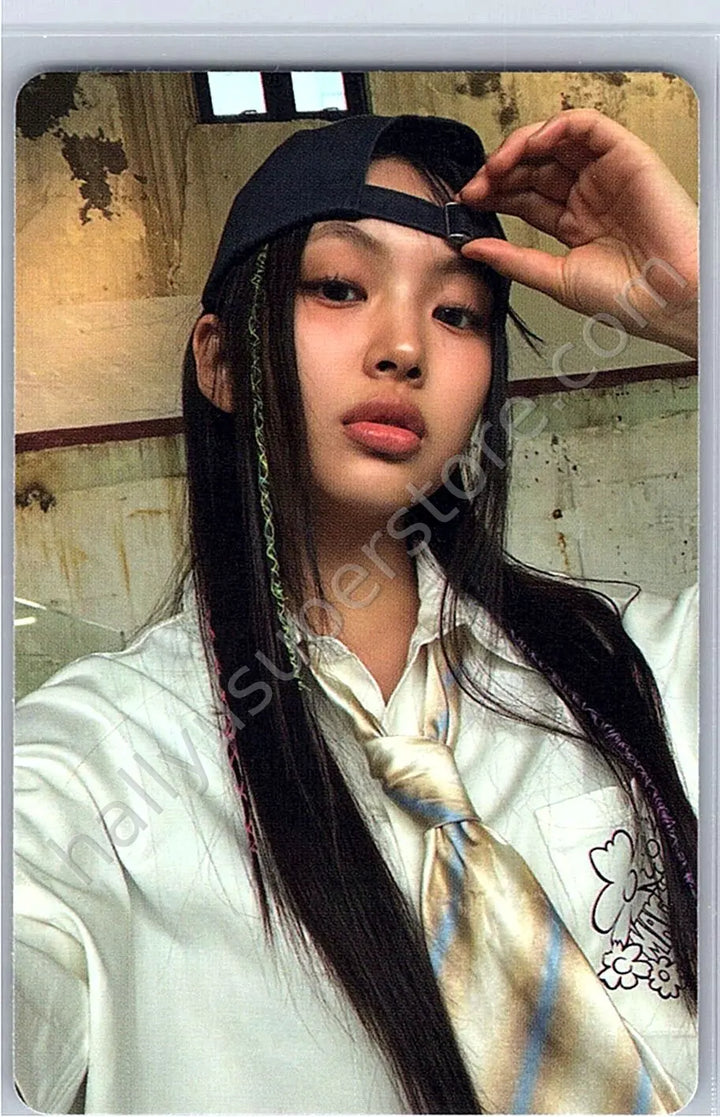 NewJeans - Hyein - Supernatural A version line friends photocard set pop-up store