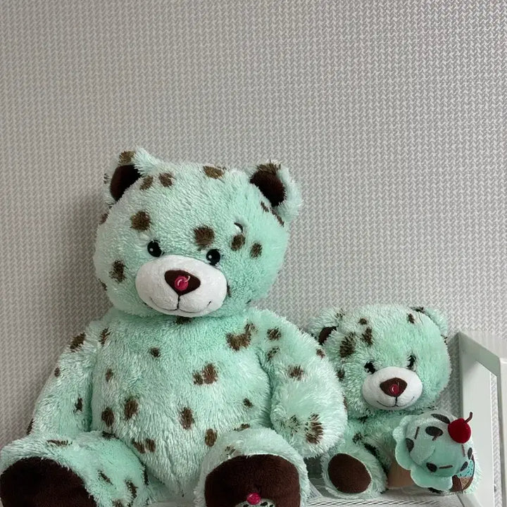 [BUNJANG] Build-A-Bear Baskin Robbins Mint Choco Limited Edition Teddy Bear / 빌드어베어 민트초코 곰인형 한정판 베스킨라빈스 아이스크림 테디베어