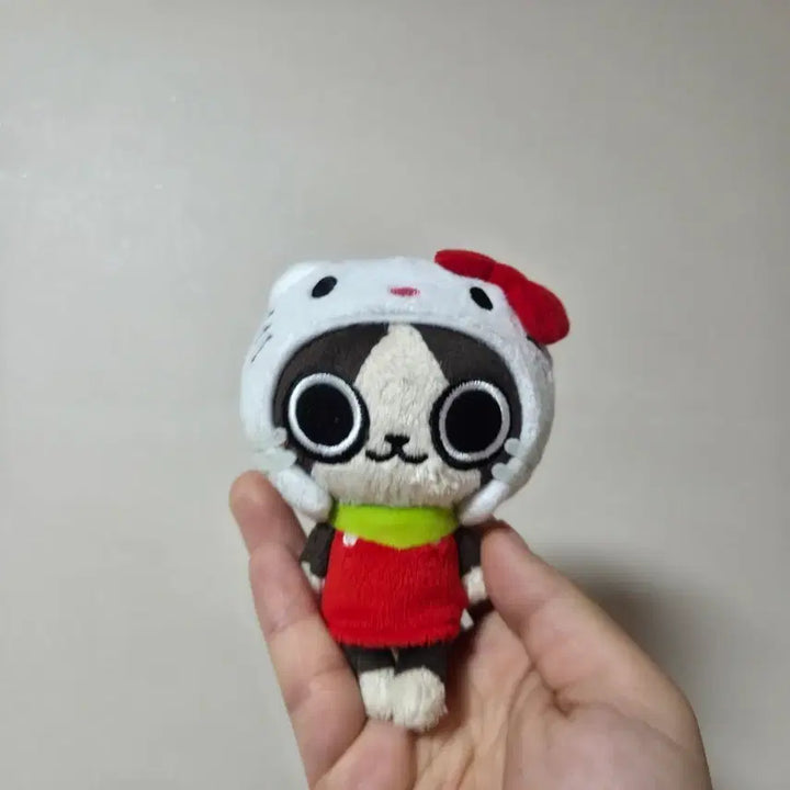 [BUNJANG] Sanrio Hello Kitty Monster Hunter Cat Keyring Strap - Vintage Character Doll Figure / 일본 캐릭터 인형 피규어 고전 만화 굿즈 산리오 헬로키티 몬스터헌터 고양이 키링 스트랩