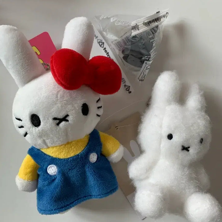 [BUNJANG] Miffy &amp; Kitty Miffy Figure Mascot Doll Bundle Set / (일괄) 미피 세트 헬로키티 미피 피규어 마스코트 인형