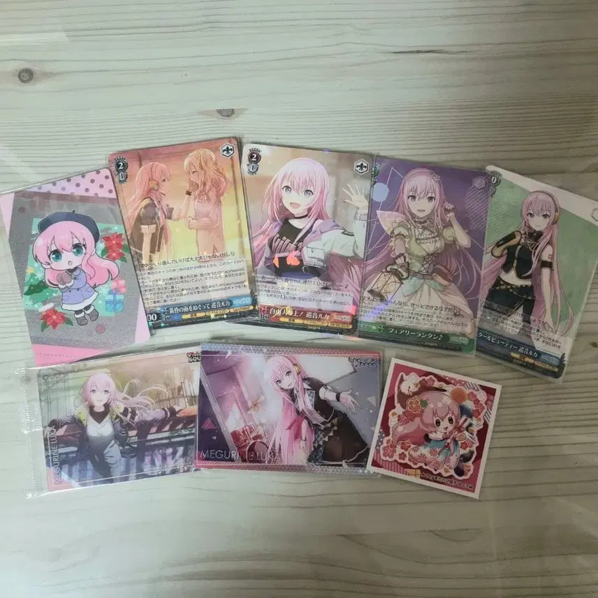 [BUNJANG] Vocaloid Luka, Project Sekai Luka Bundle Set / [처분]보컬로이드 루카, 프세카 루카 일괄 판매