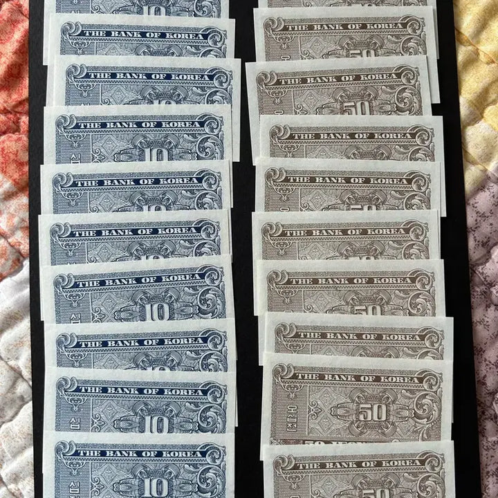 [BUNJANG] Korean Banknotes 10 Won and 50 Won Bundle Set (Uncirculated) / (일괄) 한국은행 십전 오십전 완전미사용