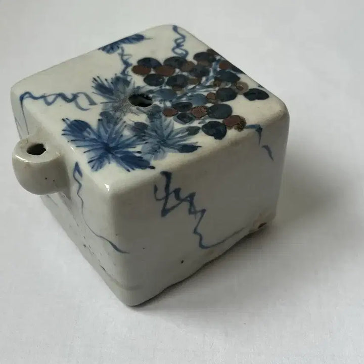 [BUNJANG] Grape Motif Square Inkstone Holder / 포도문 사각 연적 문방사우 도자기