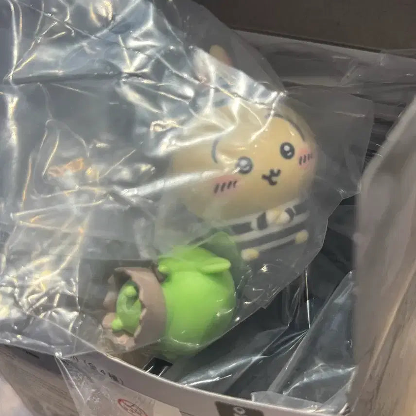 [BUNJANG] Chiikawa Usagi Prison Goblin Figure / 치이카와 프리즌 감옥 피규어 우사기 고블린 미개봉
