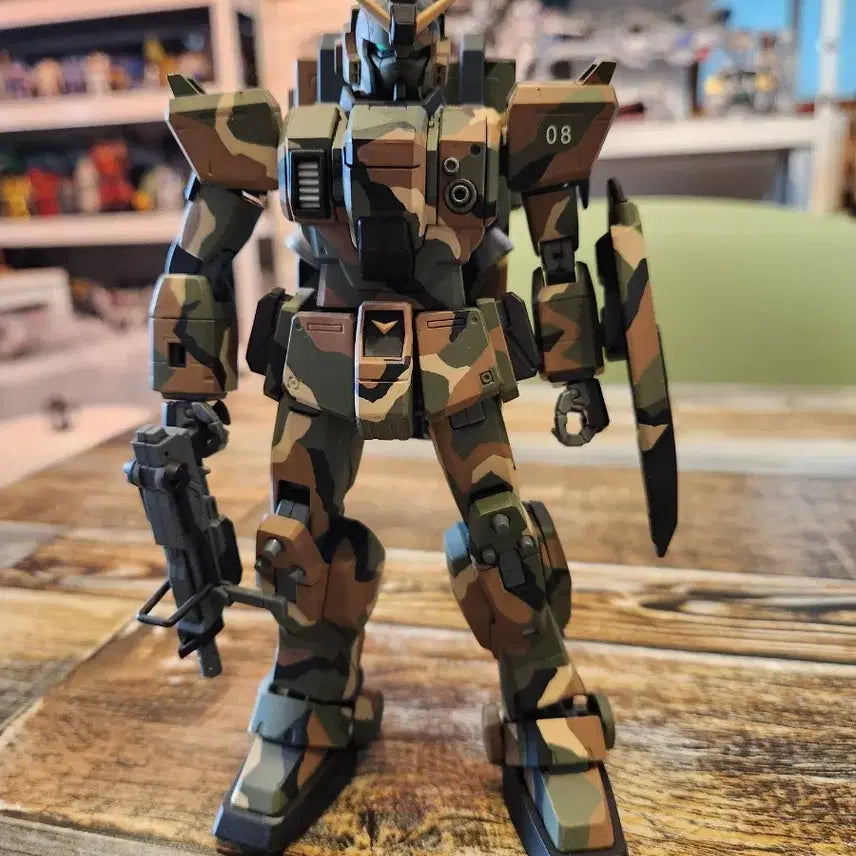 [BUNJANG] Master Grade (MG) Guncannon Custom Camouflage Paint / MG 육전형 건담 카모 도색