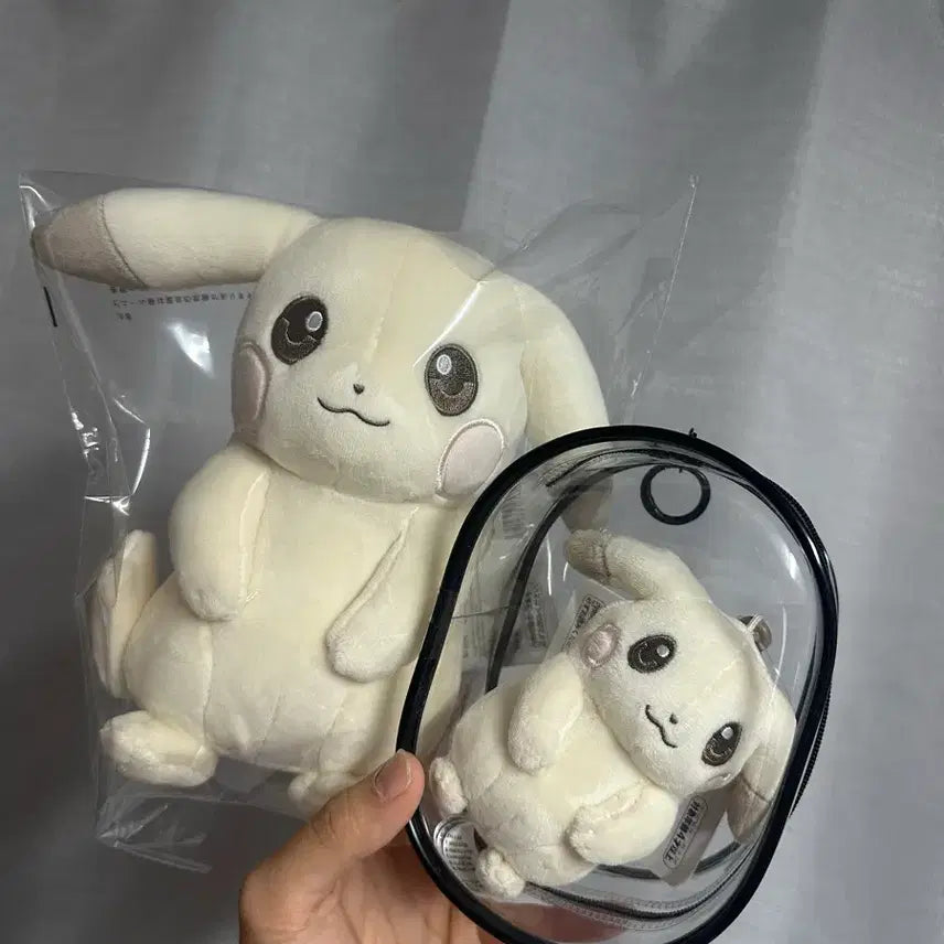 [BUNJANG] Pokemon Pocopia Pale Pikachu Plush &amp; Keyring / 포켓몬스터 포코피아 창백카츄 인형&amp;키링 판매합니다:)