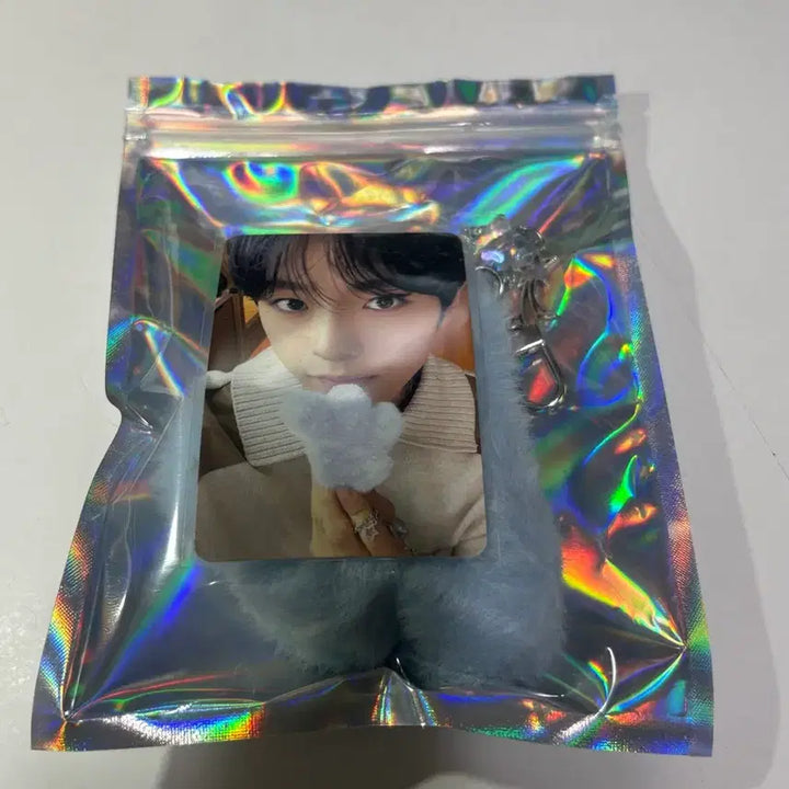 [BUNJANG] Yuushi Wing Keychain (Simple Unsealed) / 유우시 날개키링 단순개봉
