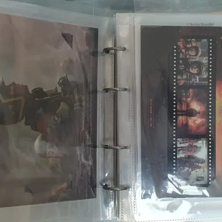 [BUNJANG] Movie Merchandise File + 7 Merchandise Items Bundle / 영화 굿즈 파일 + 굿즈7개