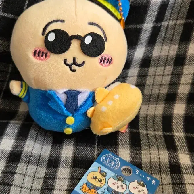 [BUNJANG] Chiikawa Airport Pilot Usagi Mascot / 치이카와 공항 파일럿 우사기 마스코트