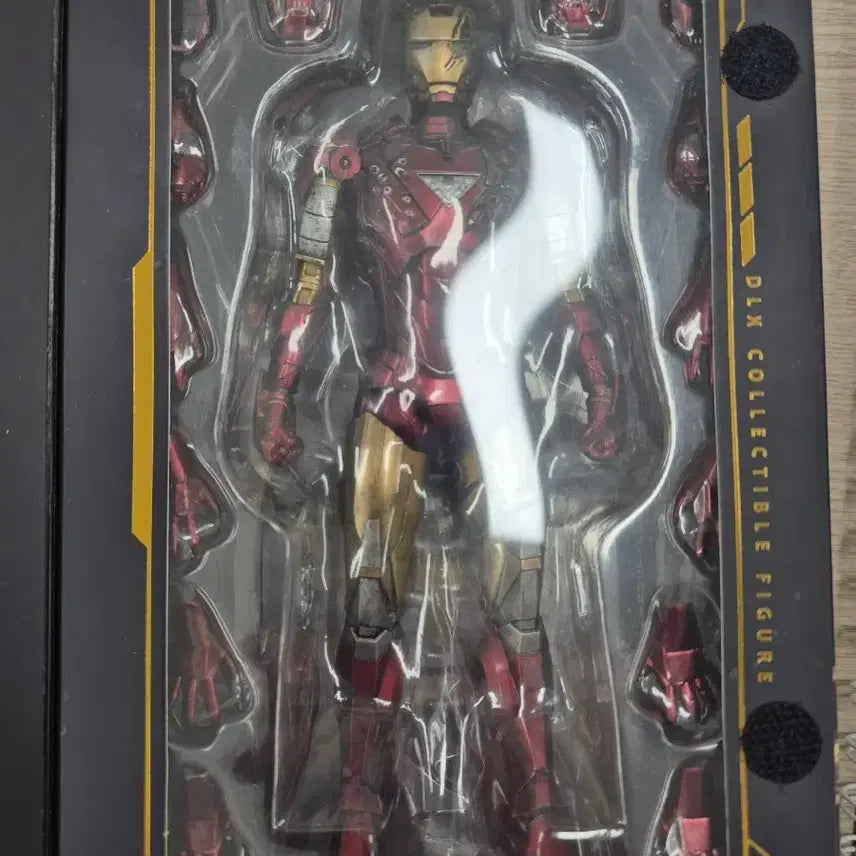 [BUNJANG] ThreeZero Iron Man Mark 6 Battle Damage Version Figure / 쓰리제 ...