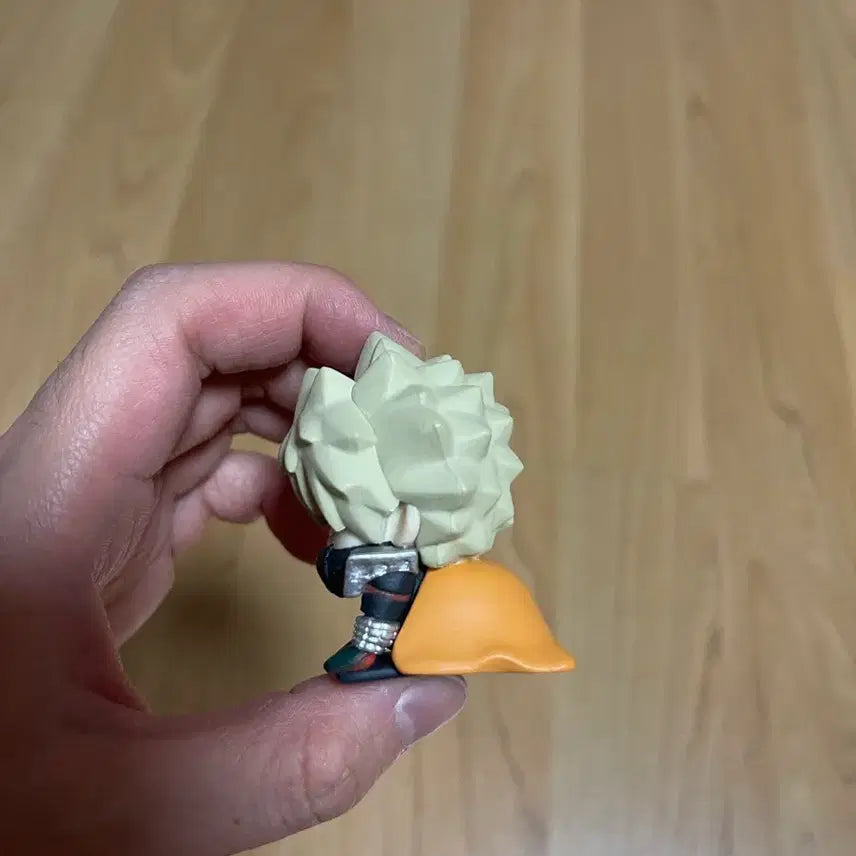 [BUNJANG] Katsuki Bakugo Gacha Figure / 바쿠고 가챠 판매합니다