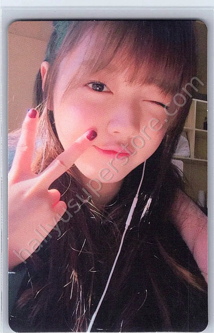 OH MY GIRL - YooA - 2018 Official Fanclub Kit Miracle