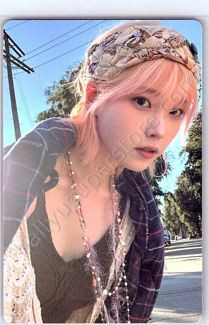 IU - IU - IU - IU - The Winning Album album photocard korean album I win Ver.