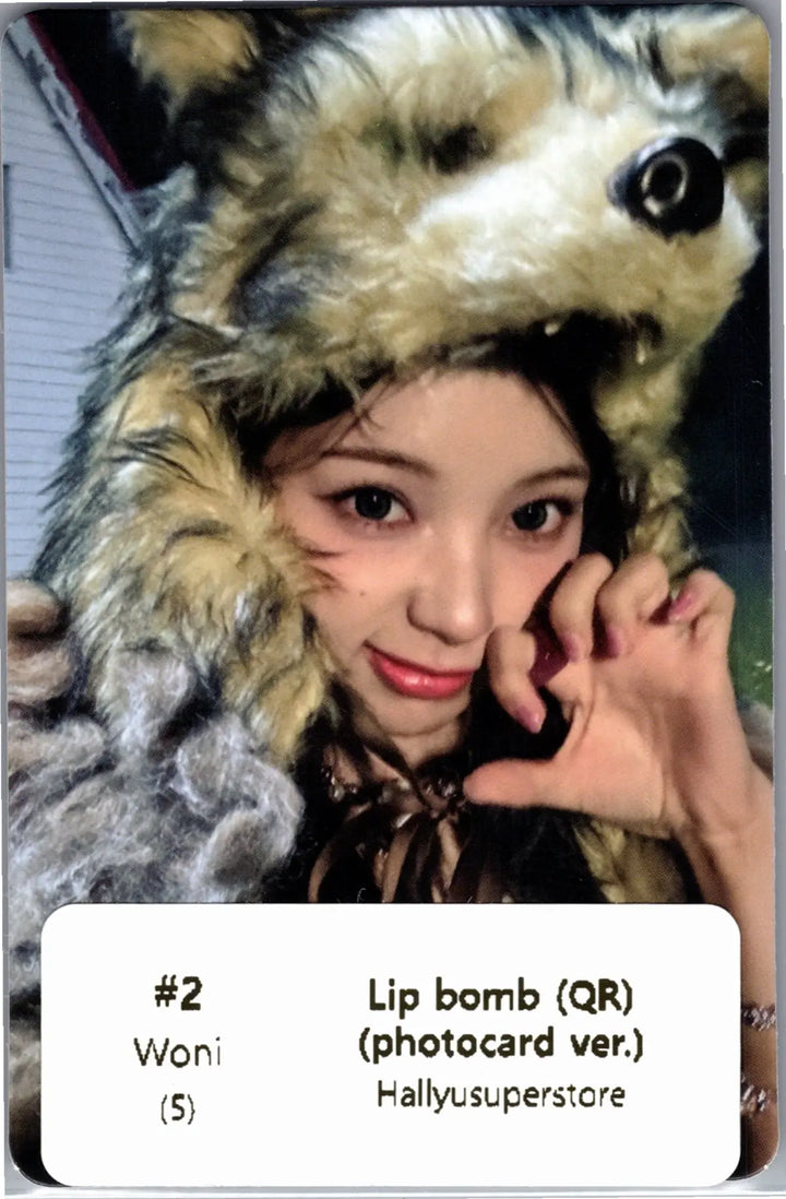 RESCENE "Lip bomb" - Official Photocard (QR)(Photocard Ver.) [26.07.24]