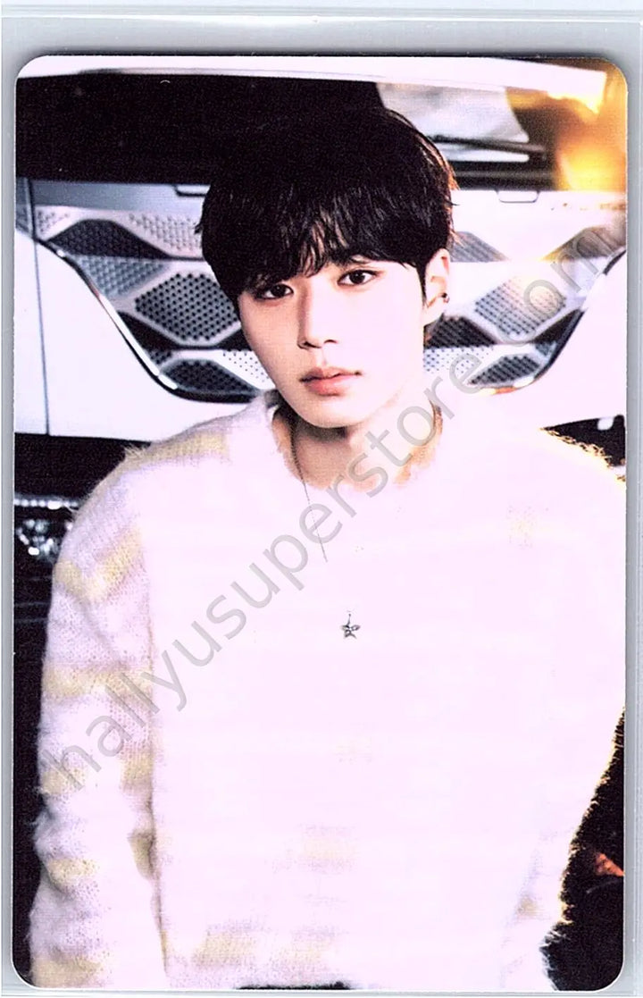ALPHA DRIVE ONE - Junseo - EUPHORIA album photocard coin necklace version
