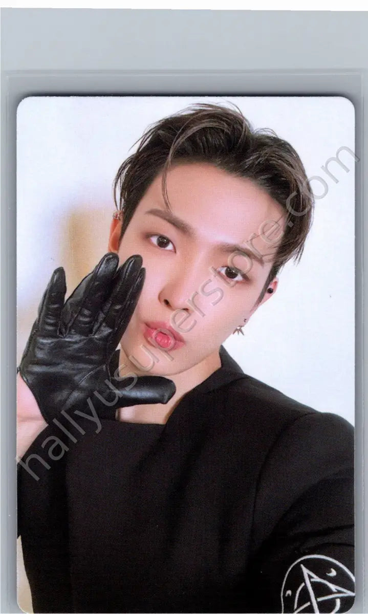 ATEEZ - Hongjoong - ATEEZ - Hongjoong - Golden Hour : Part 2 Album album photocard digipack version version 3