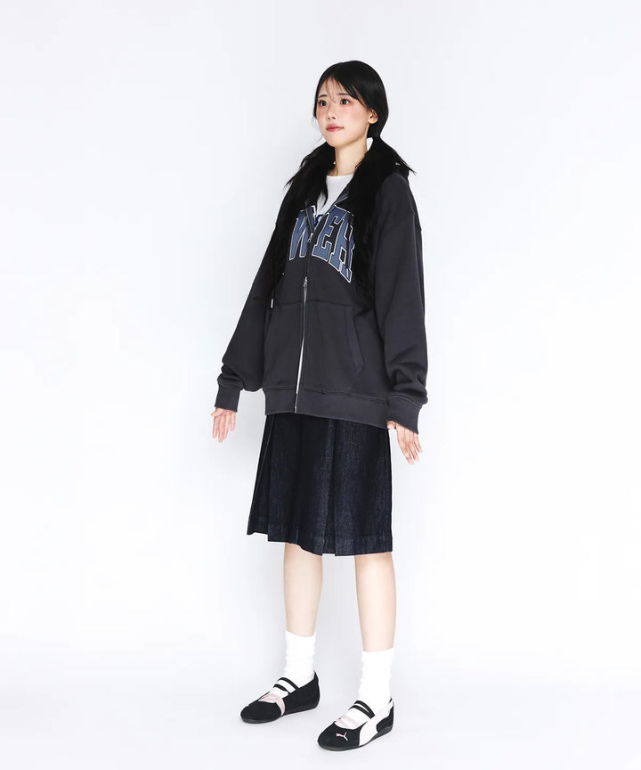 **QWER -Ames-Worldwide  QWER BASIC APPLIQUE HOODIE ZIP-UP DEEP CHARCOAL