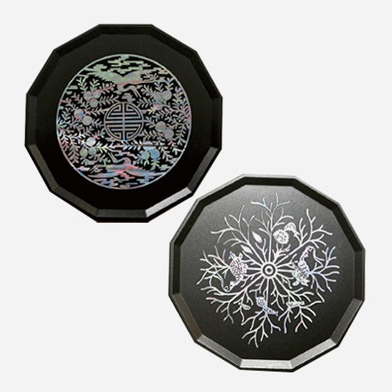 ** Korean traditional pearl oyster table wireless charger