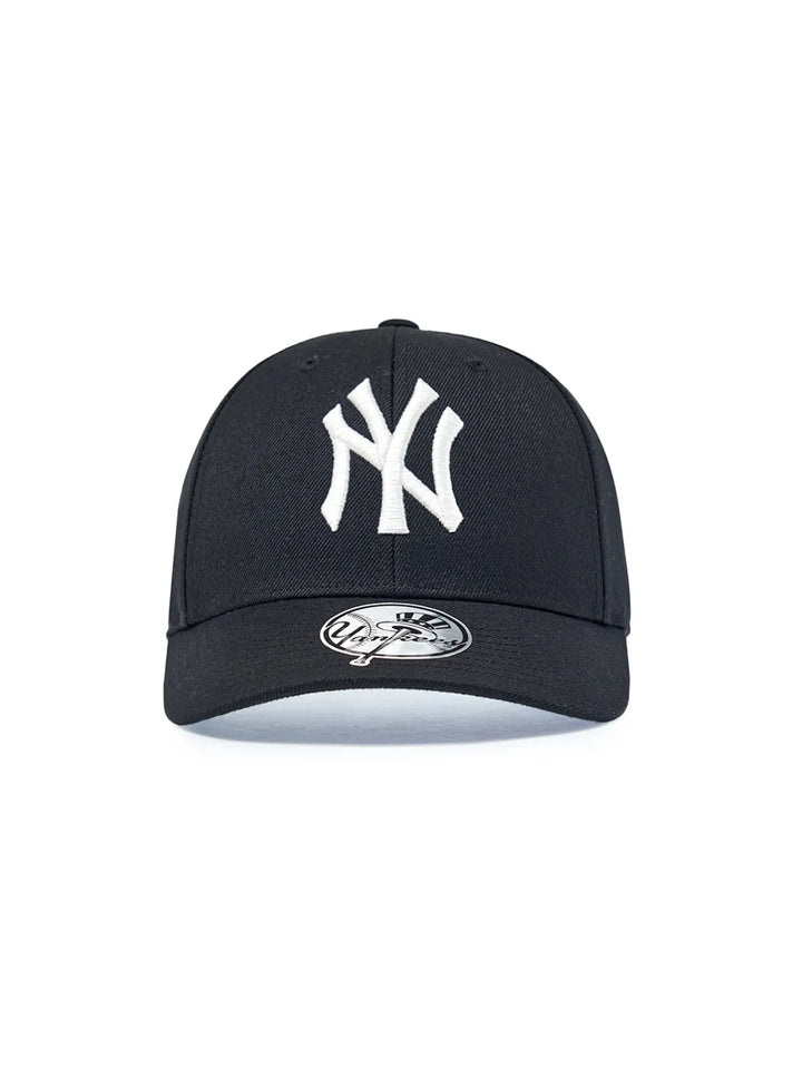 ** [Pre-Order] AESPA - Wearing KARINA MLBSignature Patch Stretch Ball Cap NY (Black)