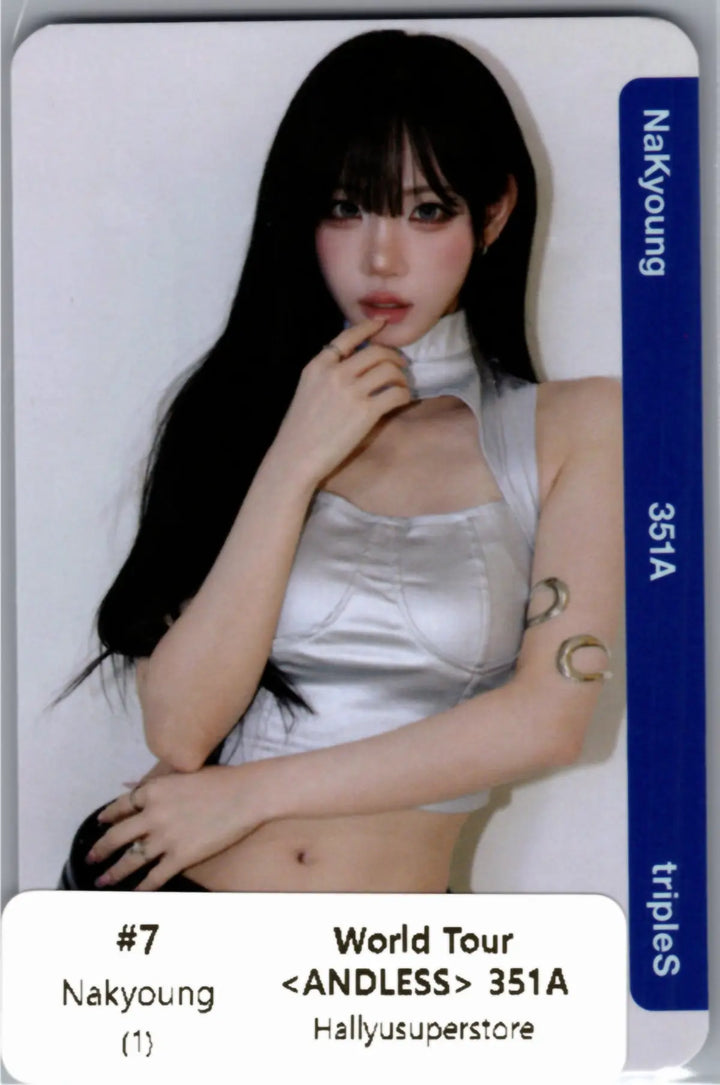 tripleS - tripleS World Tour  <ANDLESS > Cream02 Double Class Objekt (Only ANDLESS) (351A) [UNSCANNED] [26.10.12]